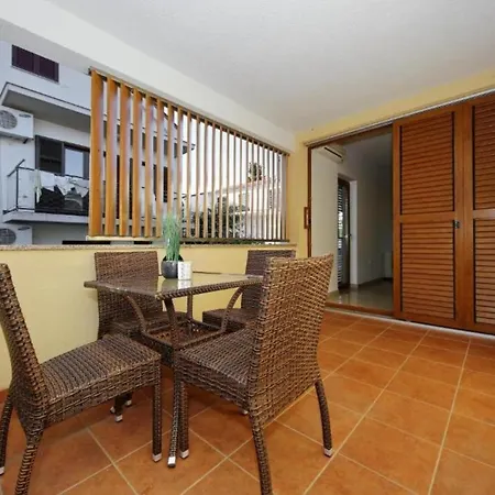 Slavica - 100 M From Daire *